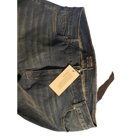 Size 22 BloomChic Solid High Rise Pocket Dark Wash Jeans - Picture 4 of 4